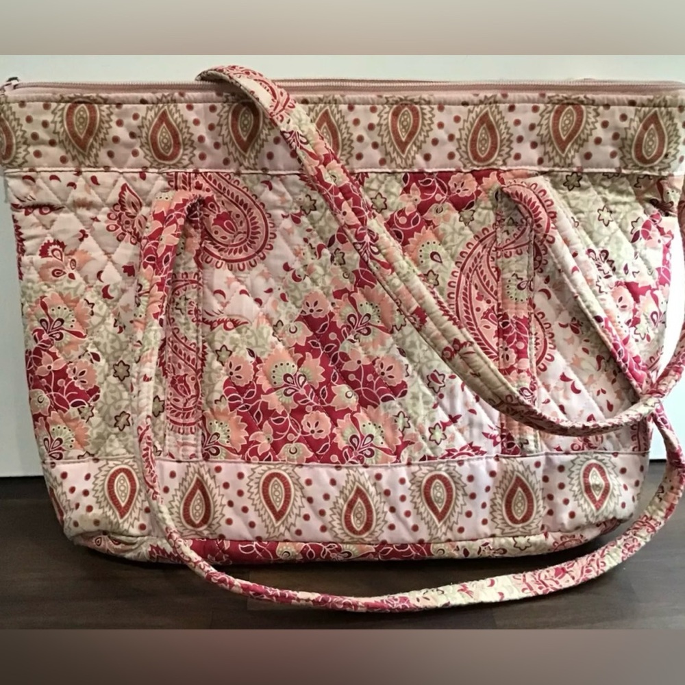 NWT Lemon Hill Bag Pattern: Pink Floral #561025